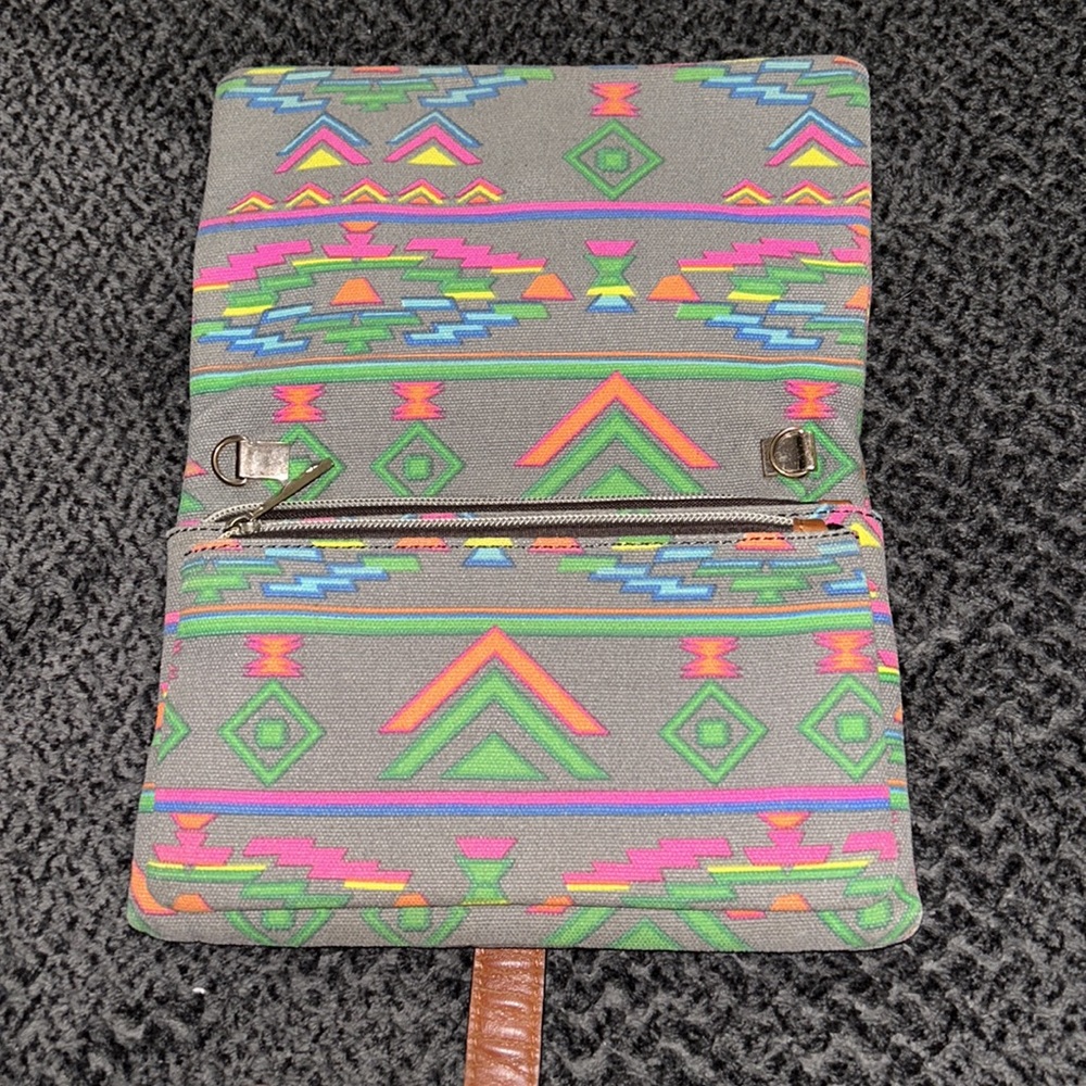 Street Level Aztec Clutch - Picture 3 of 5